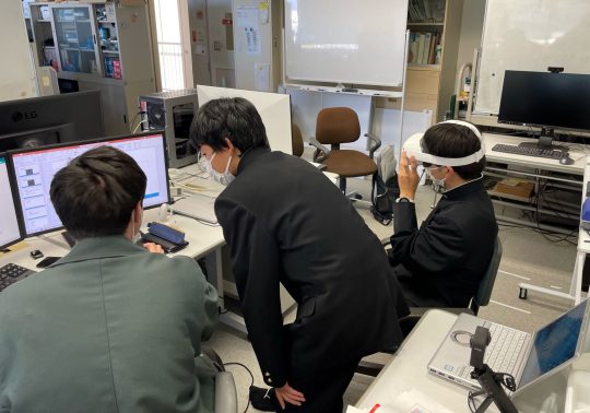 研究討議の様子